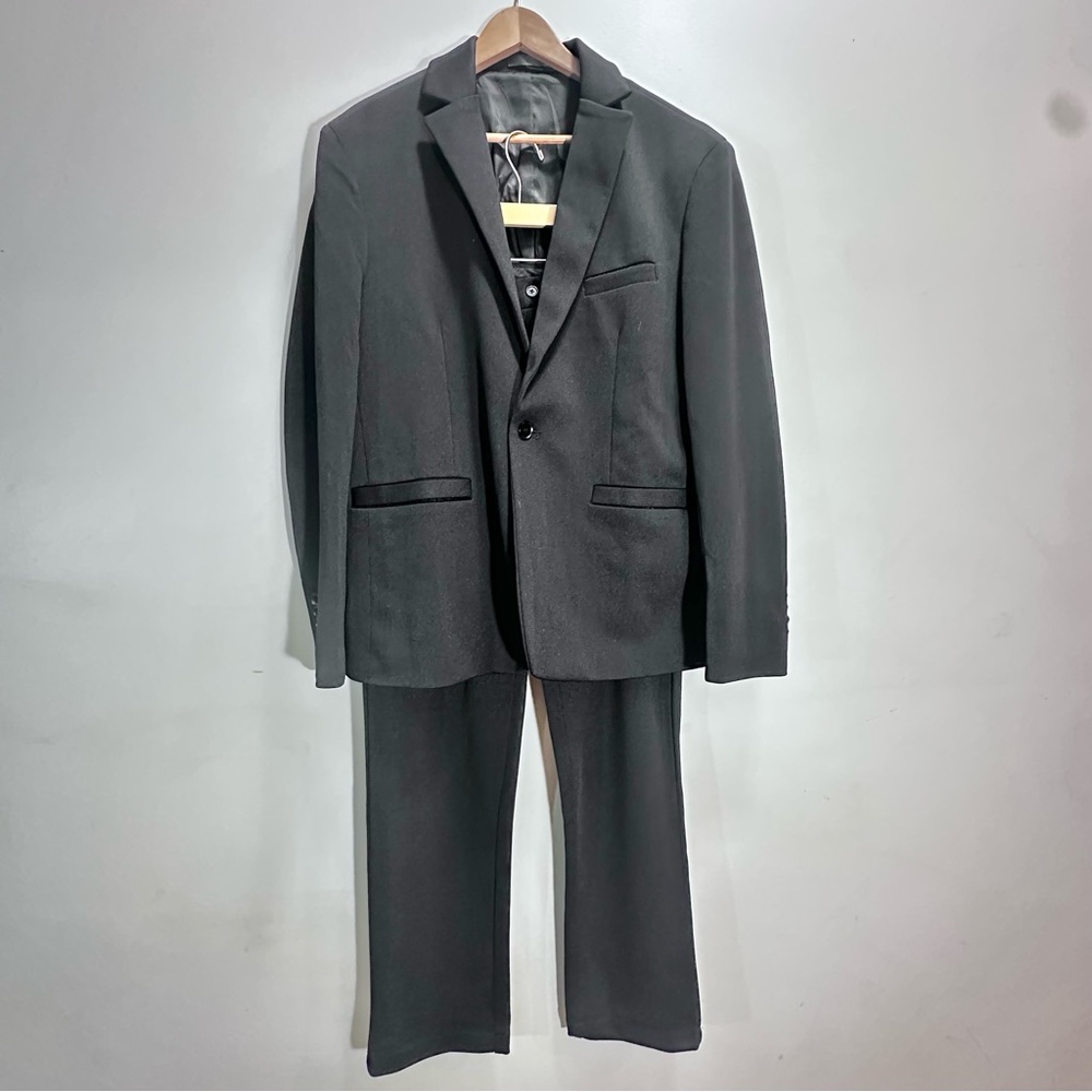 Cloudstyle Suit Mens Size Large Black Jacket and Pants 34x32 (Actual 34x30)